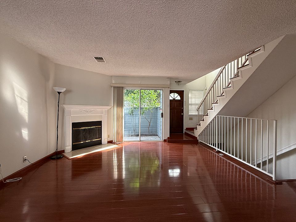 1st image of 26145 Frampton Ave