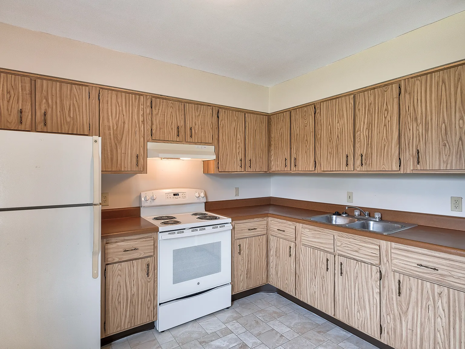 Wheeling Station Apartments — Photo 4