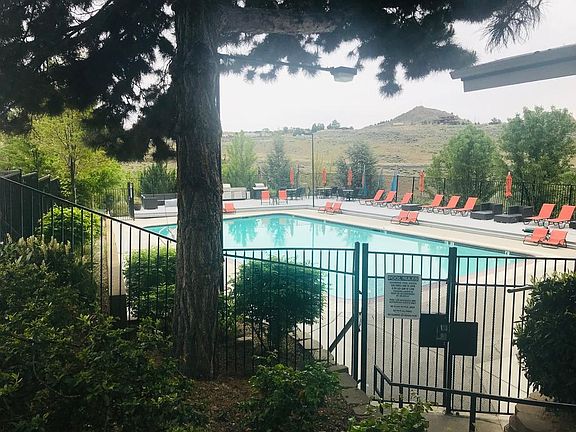 Clubhouse pool, hot tub, lounge and BBQ area.