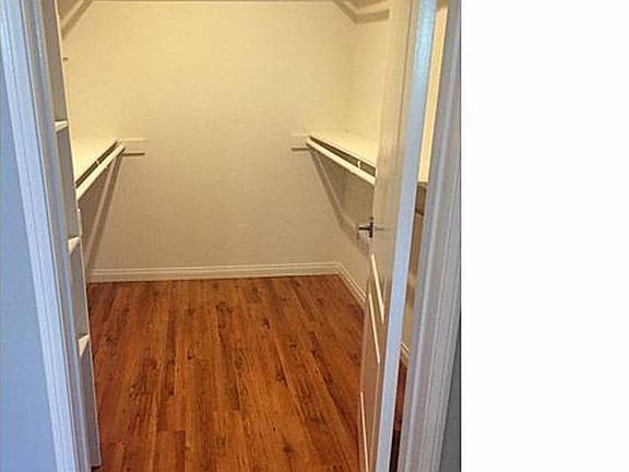 5th image of 14430 Benefit St APT 201