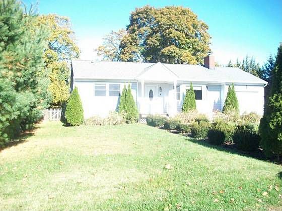 1st image of 4 Linda Ln