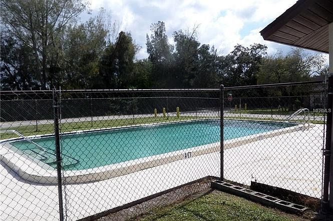 2nd image of 1324 54th Avenue Dr E