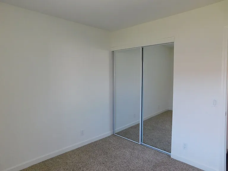 8312 Kingsdale Dr — Photo 25