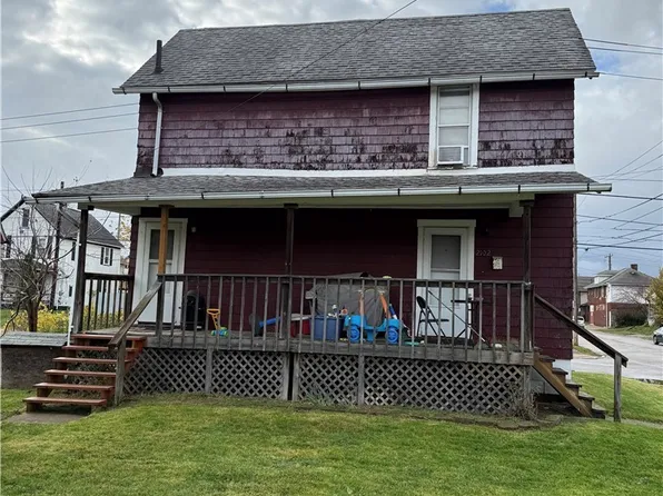 2102 16th St NE, Canton, OH 44705