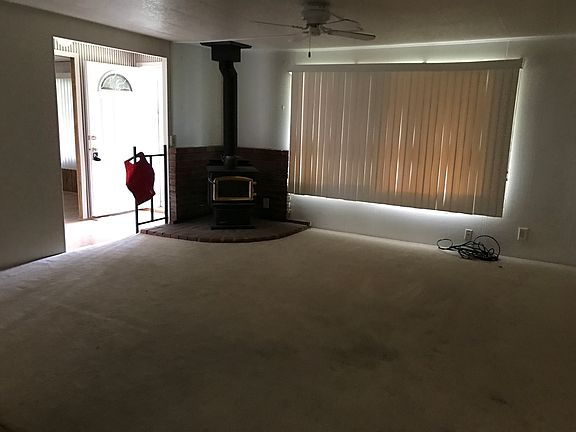 Additional Living Room