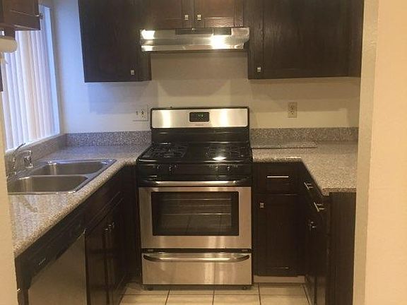 2nd image of 338 Salem St APT 105