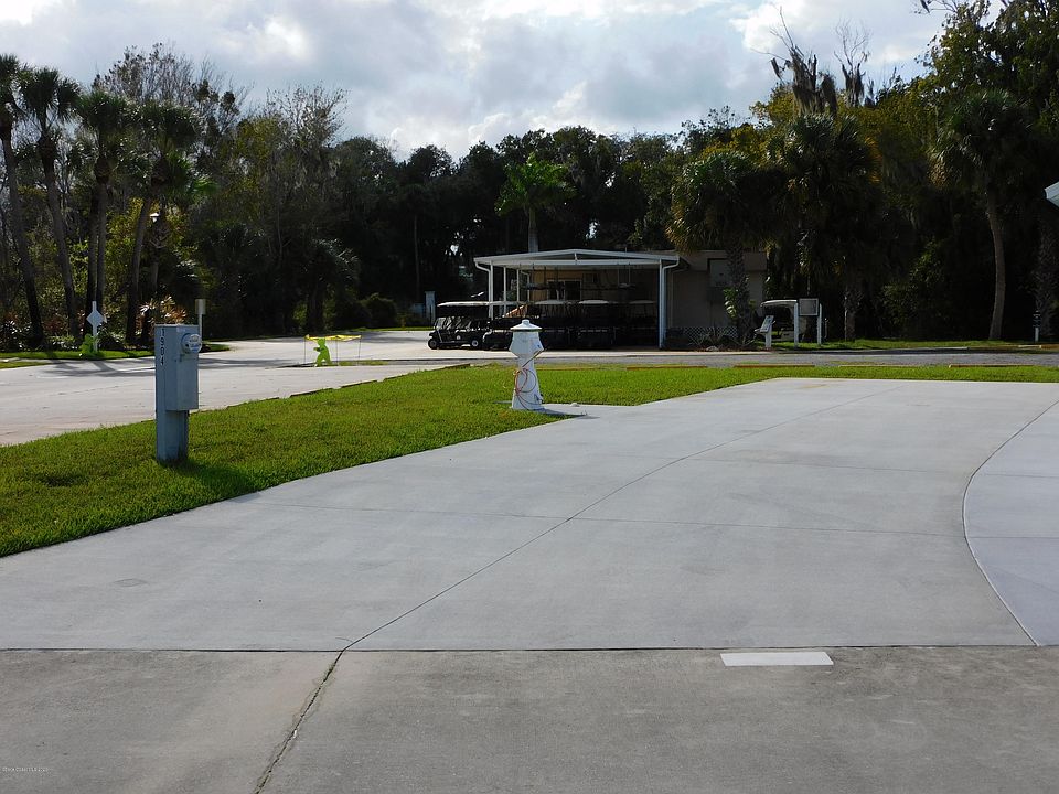 1st image of 1904 Payne Stewart Dr #193
