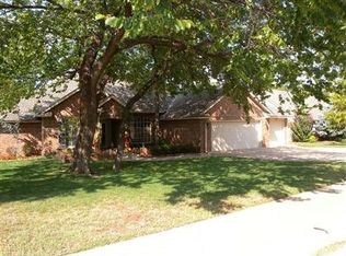 2709 Brixton Rd, Edmond, OK 73034