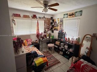 14810 Lincoln Dr, Homestead, FL 33033