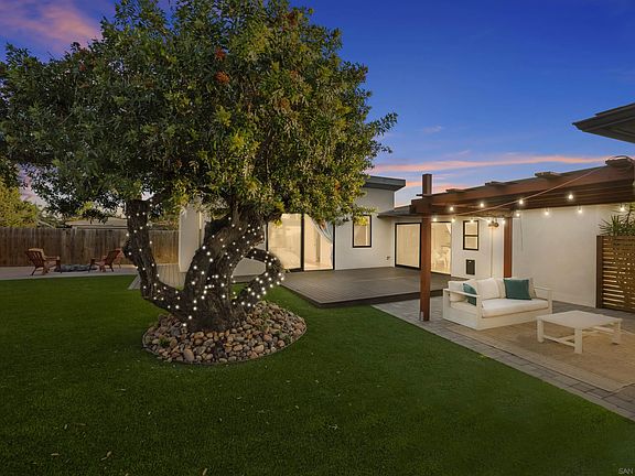 2nd image of 4471 Rolando Blvd