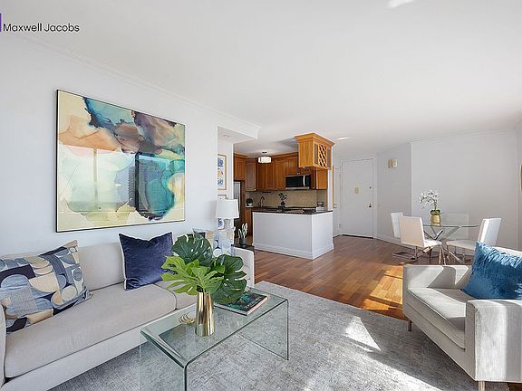 3rd image of 330 E 75th St APT 19C