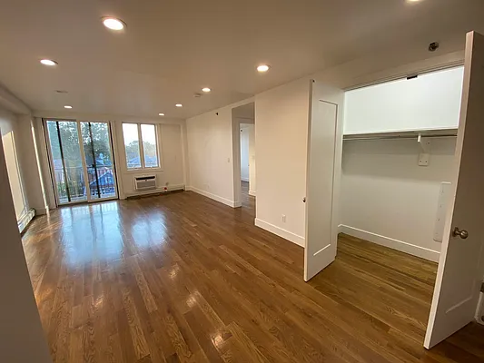 Rented by Marquis Real Estate Services | media 12