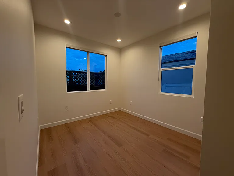 1140 N Buena Vista St #1142 — Photo 15
