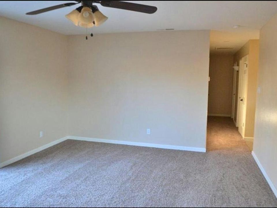 2nd image of 4616 N Pleasant Ave