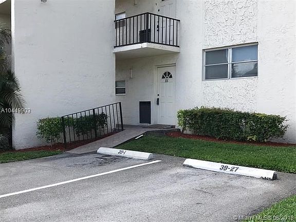 3rd image of 311 S Hollybrook Dr APT 101