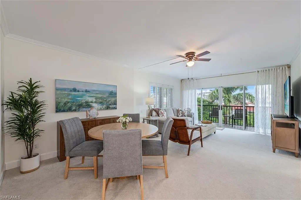 1 bed, 1.0 bath, 682 sqft, $6,000 — Photo 2