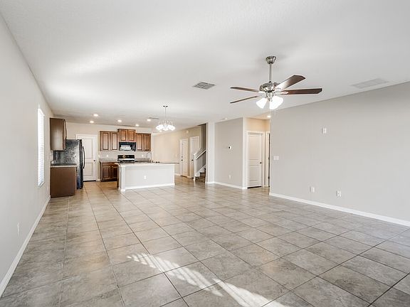 5th image of 3083 Kresterbrooke Ln