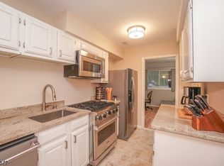 8 Augusta Dr UNIT 1, Vernon, NJ 07462