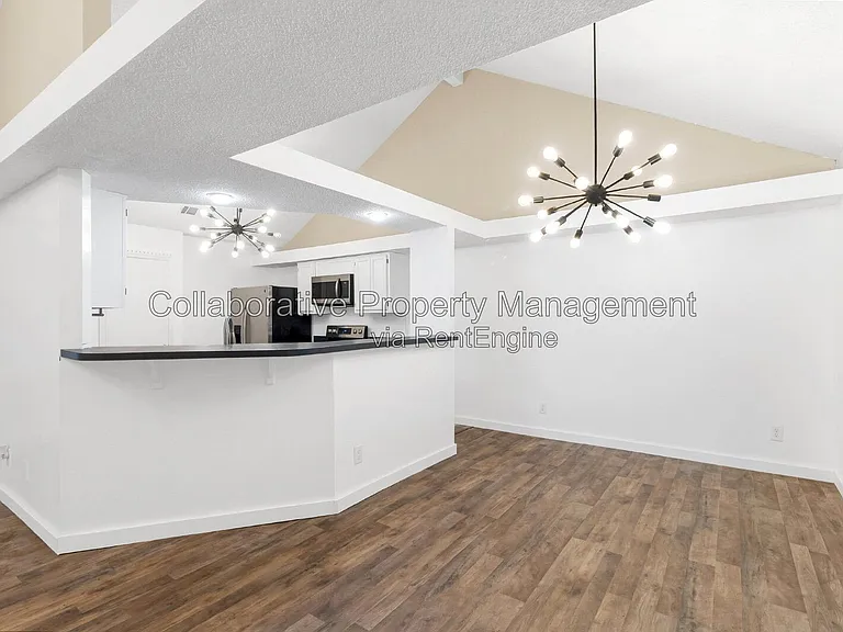 6 English Saddle Ct — Photo 9