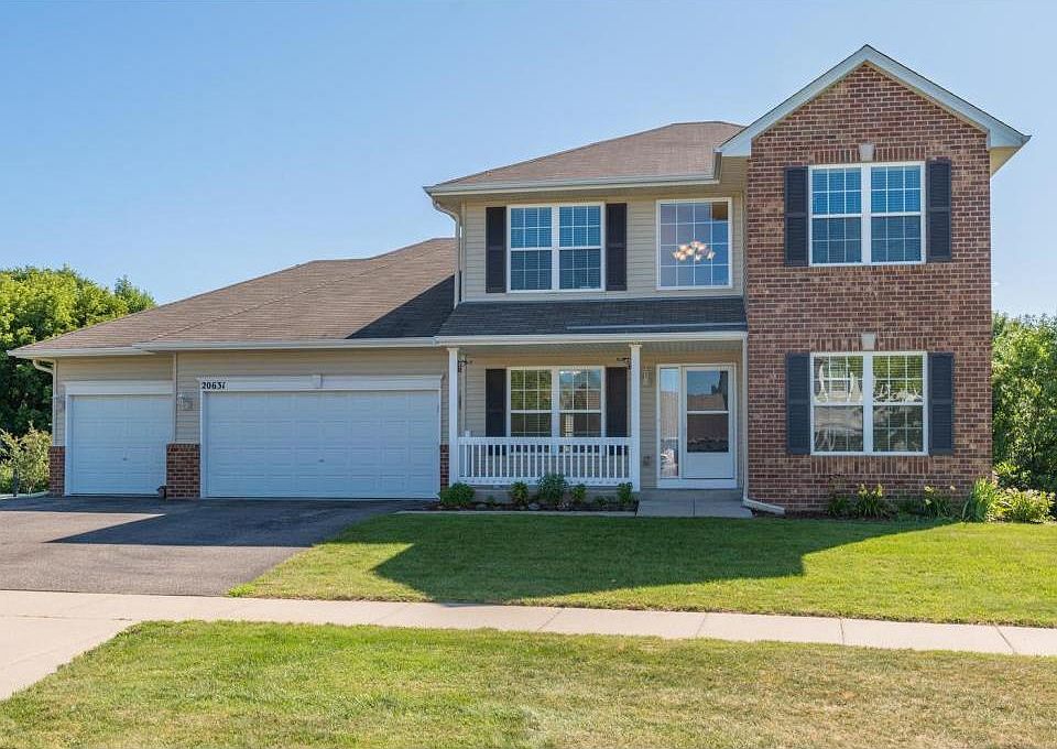 1st image of 20631 E Oaks Dr
