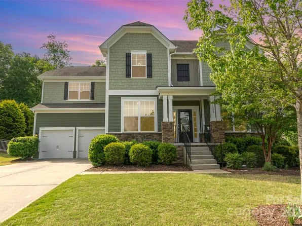 1000 Damson Ln, Waxhaw, NC 28173
