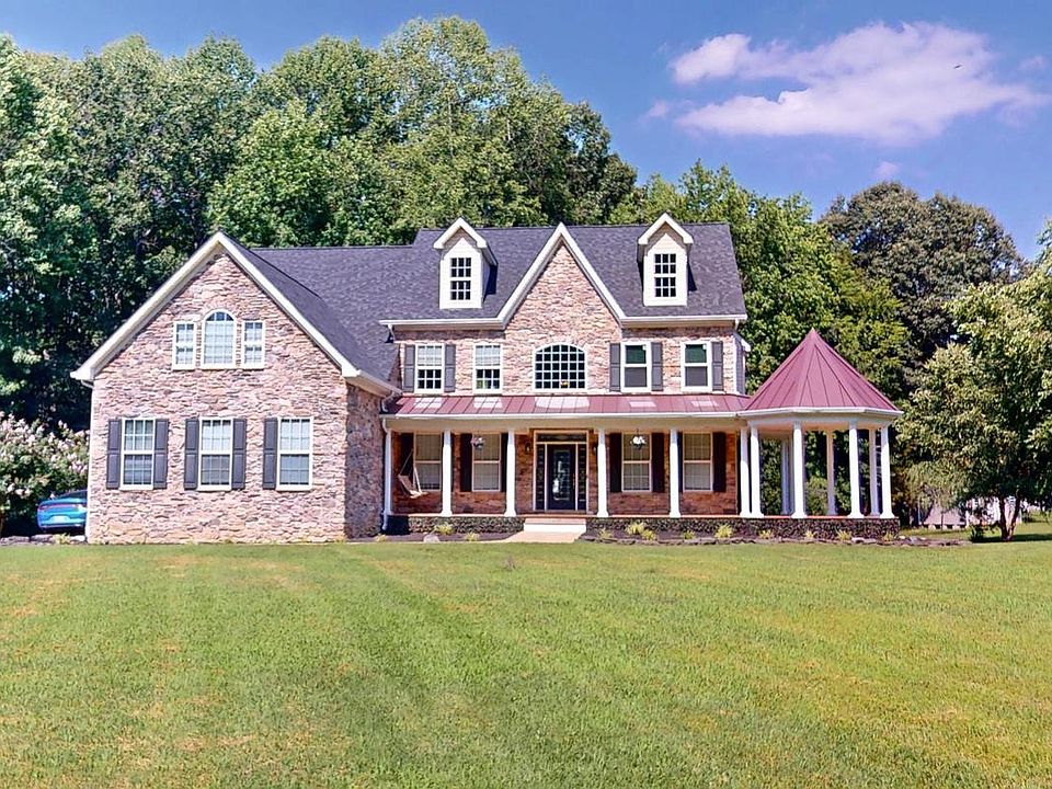 1st image of 8070 Amberleigh Pl