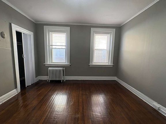4th image of 1579 Chapel St #35