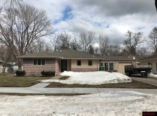 203 3rd Ave SE, Mapleton, MN 56065