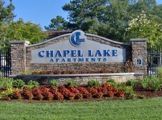 548 Chapel Lake Dr APT 302, Virginia Beach, VA 23454