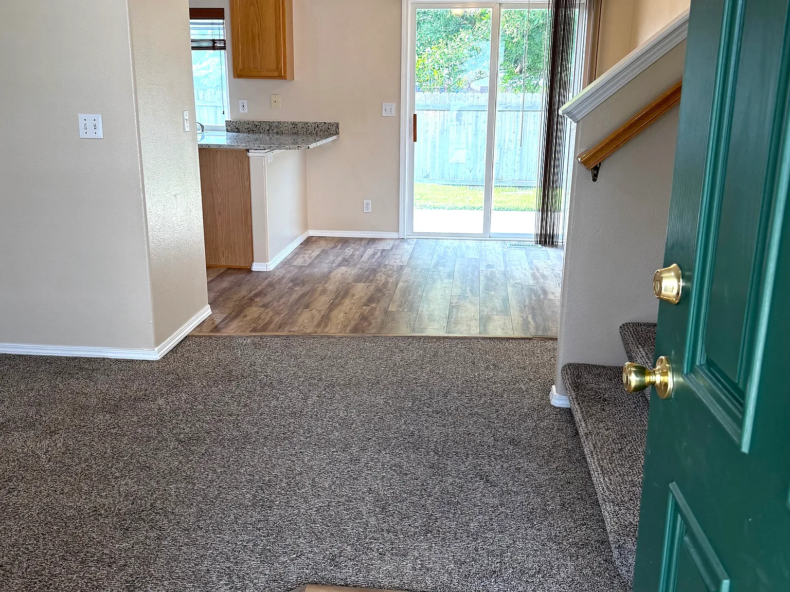 3 bed, 2.5 bath, 1364 sqft, $1,934 — Photo 2