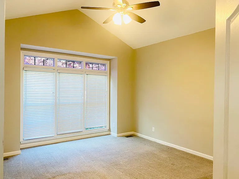 1705 Waterclose Ct — Photo 22