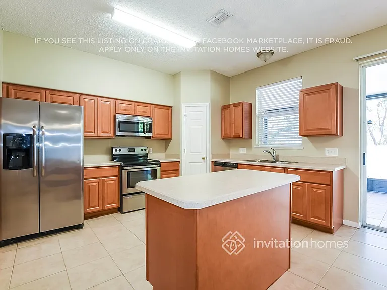 371 Pebble Ct — Photo 7