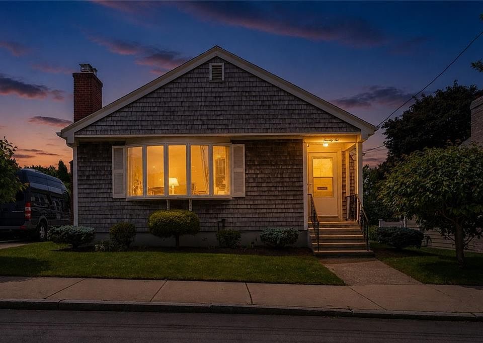 1st image of 22 Stonelaw Ave