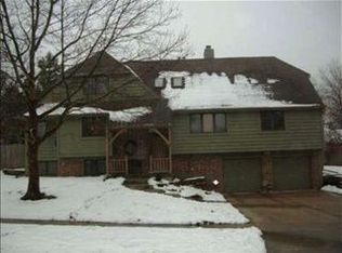 3432 SW Briarwood Ln, Topeka, KS 66611