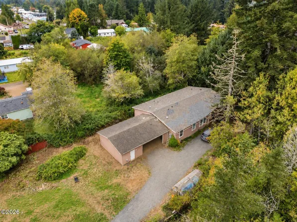 416 E Logsden Rd, Logsden, OR 97380