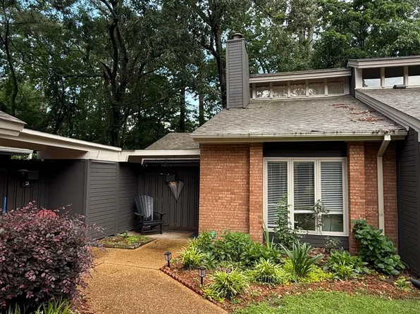 200 Woodgreen Dr APT 4, Madison, MS 39110