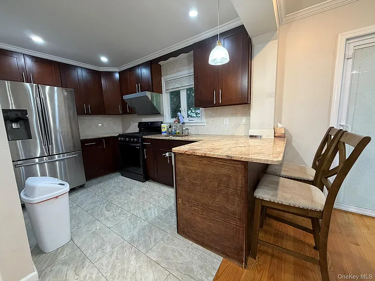 16431 Underhill Ave — Photo 7