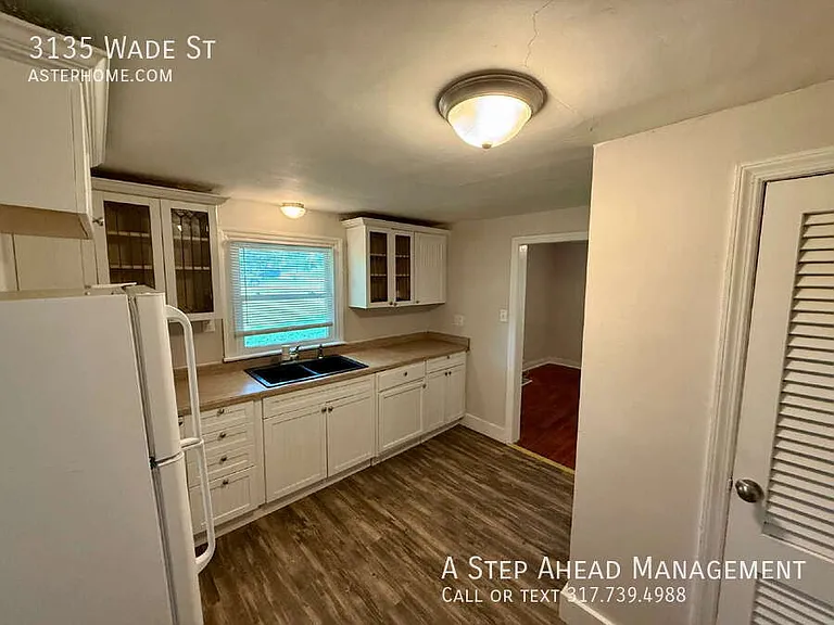 3135 Wade St — Photo 11
