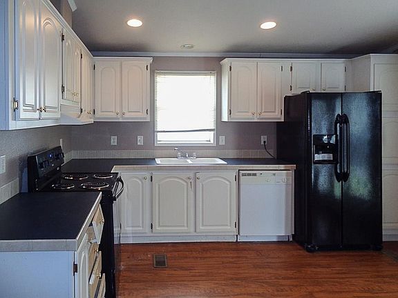2nd image of 10215 Berrybriar Ln