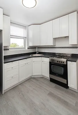 Rented by RealTegrity NY LLC | media 43