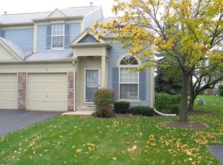 1 Carey Ln, Streamwood, IL 60107