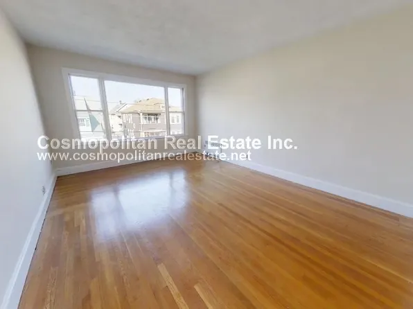 17 Bonner Ave, Medford, MA 02155