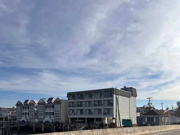 9511 Sunset Dr #401, Stone Harbor, NJ 08247