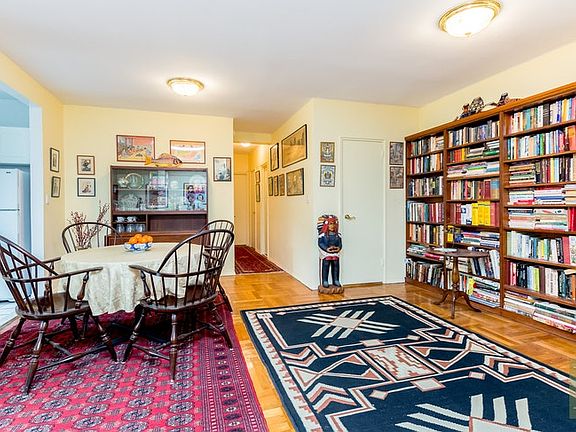 2nd image of 3750 Hudson Manor Ter APT 3HW