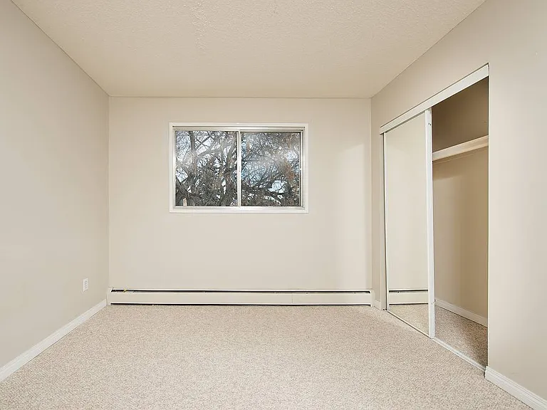 10830 111th St NW — Photo 10