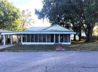 20 E 3rd St, Frostproof, FL 33843