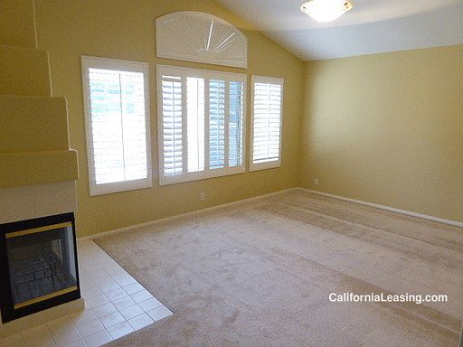 2nd image of 27430 Waynesborough Ln