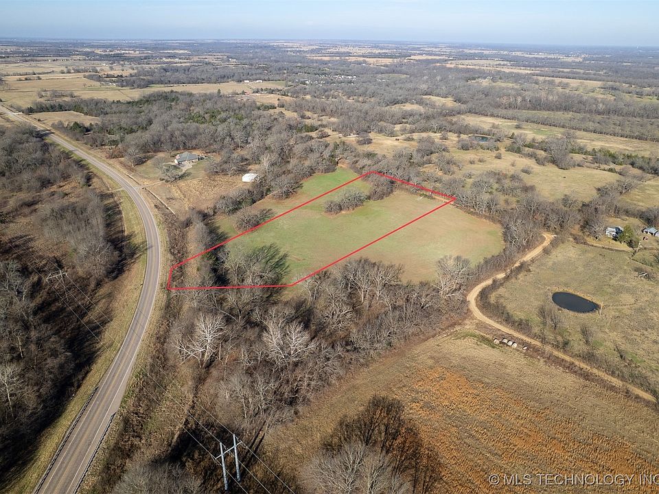 2nd image of Valley Trl