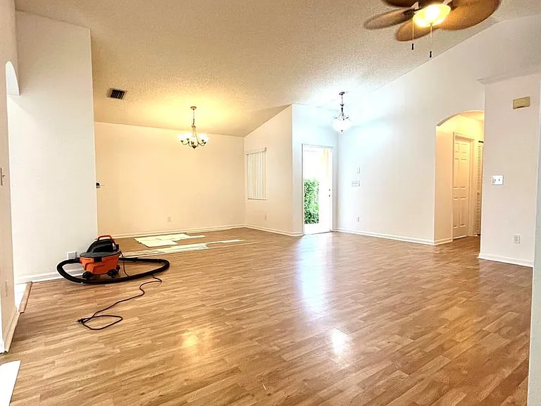 7063 Burgess Dr — Photo 4
