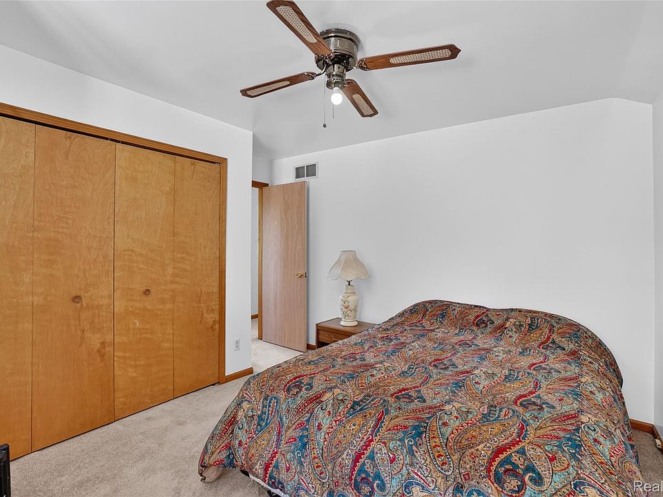 7166 Alpine Dr, photo 22